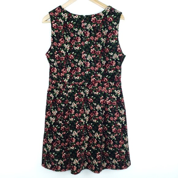 Dangerfield Floral Corduroy Dress with Pockets 12 - Picture 2 of 8